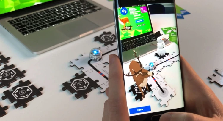 Zestaw I - Aktywna Tablica z Nowymi Ozobotami Bit Plus i drewnianymi puzzlami