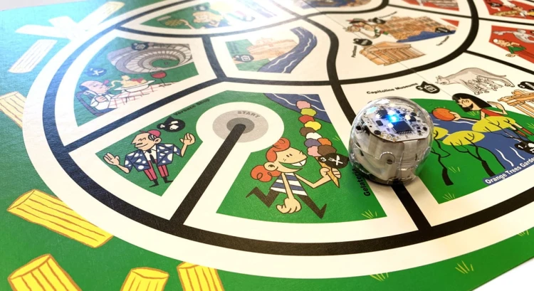Zestaw I - Aktywna Tablica z Nowymi Ozobotami Bit Plus i drewnianymi puzzlami