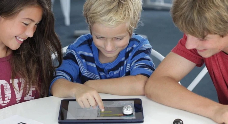Ozobot Bit Plus - Robot z flamastrami