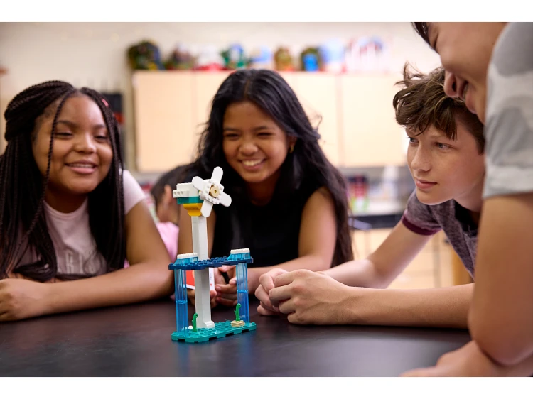 LEGO Education 45622 - Nauki przyrodnicze i ścisłe 11+